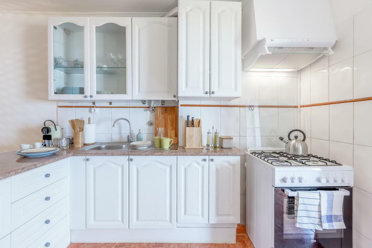 Bright & Spacious Alfama Apartment, By Timecooler Lisbona Esterno foto
